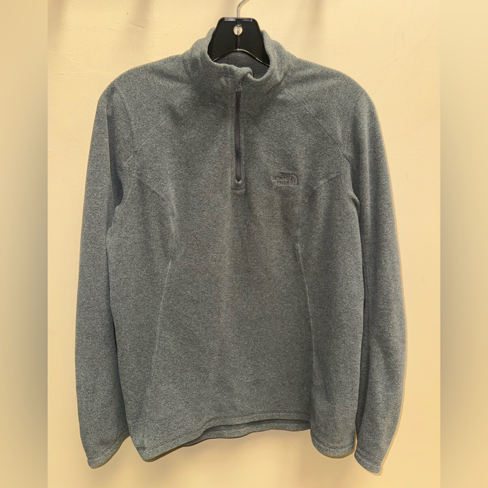 The North Face Pullover Gray 1/4 Zip Medium